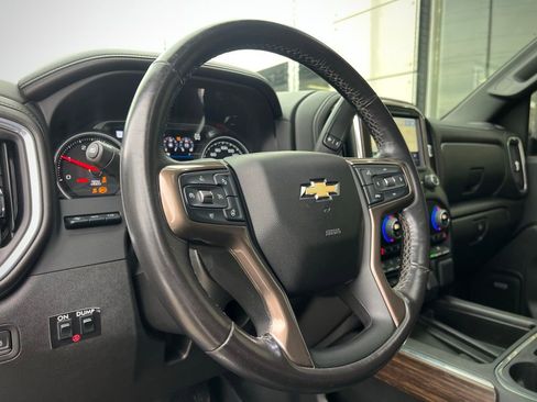 Used 2023 Chevrolet Silverado 3500 High Country image 47