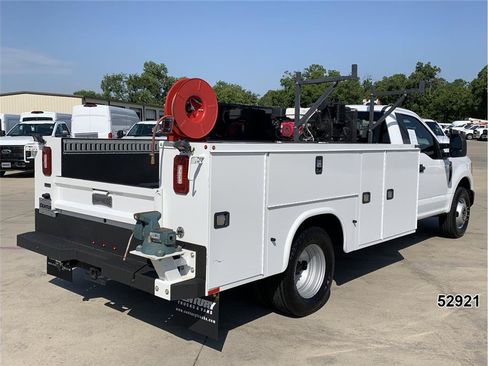 Used 2021 Ford F350 XL w/ Power Equipment Group RWD image 2