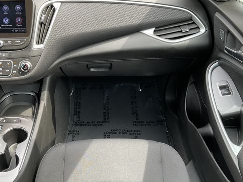 Used 2024 Chevrolet Malibu LT FWD image 22