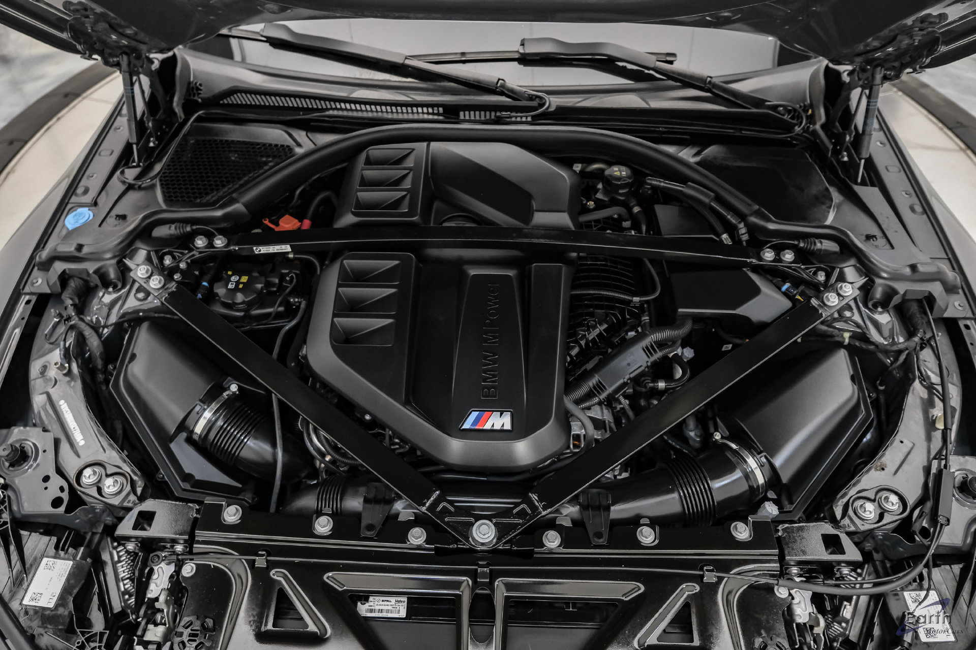 Used 2025 BMW M4 xDrive Competition w/ Executive Package AWD/4WD image 4