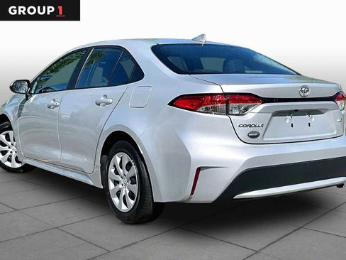 Certified 2022 Toyota Corolla LE FWD image 12