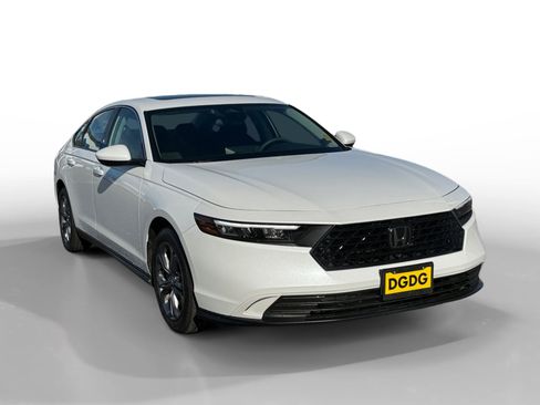 Certified 2024 Honda Accord EX image 7