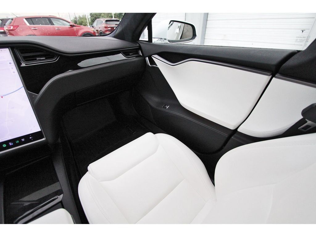 Used 2021 Tesla Model S Long Range AWD/4WD image 11
