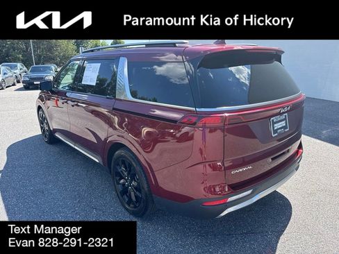 Used 2023 Kia Carnival SX Prestige FWD image 5