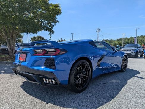Used 2023 Chevrolet Corvette Stingray Coupe w/ Z51 Performance Package RWD image 7