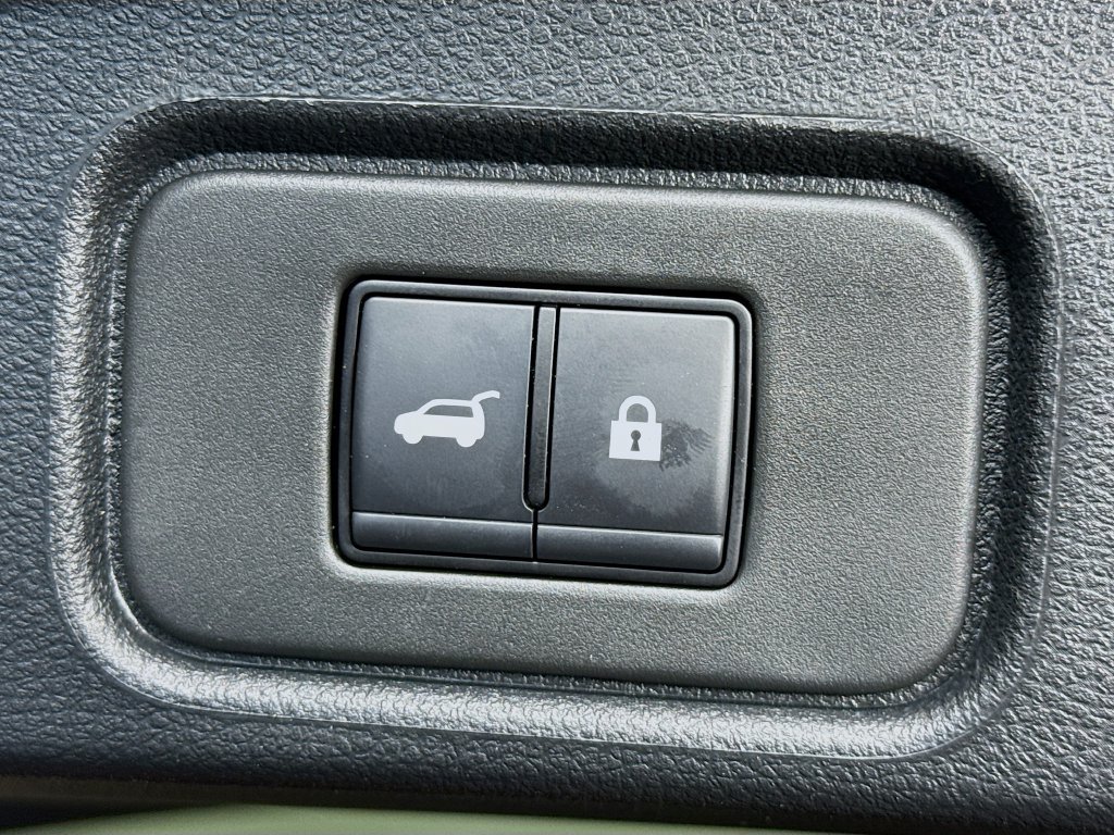 Certified 2025 Nissan Pathfinder Platinum AWD/4WD image 33