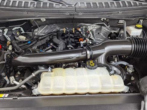 Used 2024 Ford Expedition Max Limited image 29