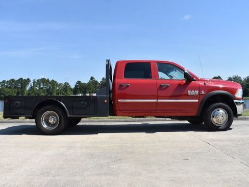 Used 2017 RAM 3500 Tradesman w/ Chrome Appearance Group AWD/4WD image 3
