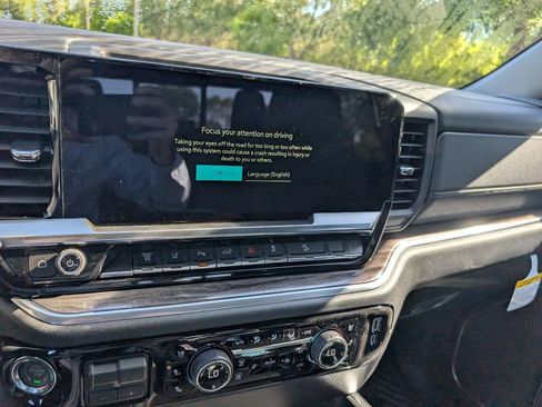 New 2026 Chevrolet Silverado 2500 LTZ w/ Z71 Chrome Sport Edition AWD/4WD image 32
