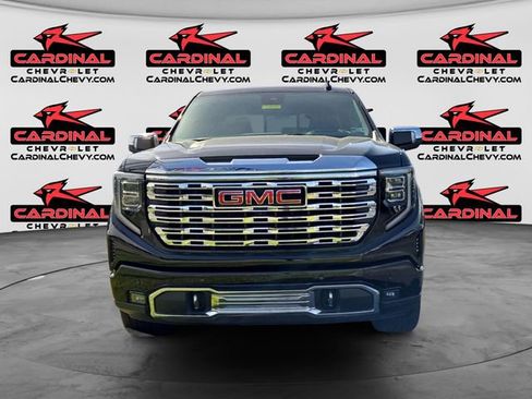 Used 2024 GMC Sierra 1500 Denali w/ Denali Reserve Package AWD/4WD image 8