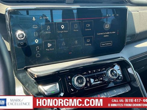 Used 2024 GMC Sierra 1500 AT4 w/ Technology Package AWD/4WD image 10
