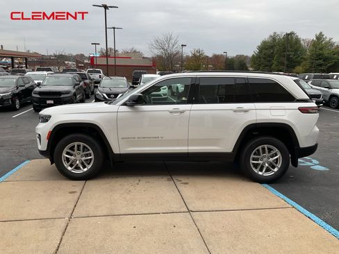 New 2025 Jeep Grand Cherokee Laredo X w/ Luxury Tech Group I image 2