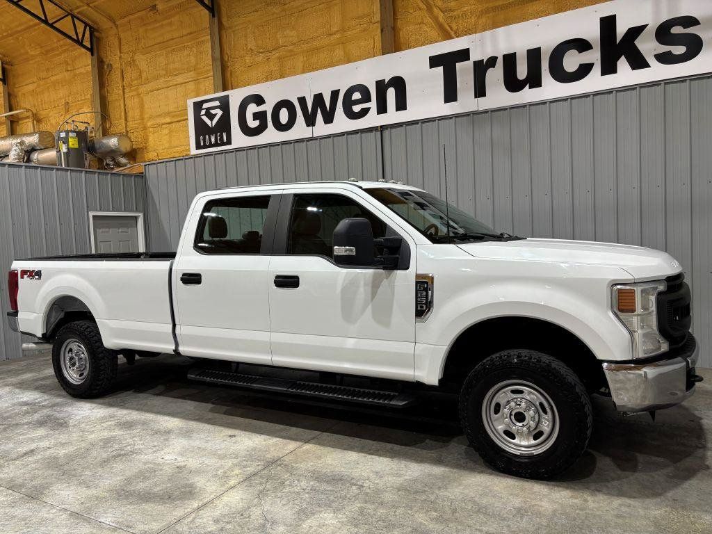 Used 2022 Ford F250 XL w/ Power Equipment Group AWD/4WD image 3