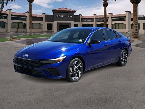 Used 2025 Hyundai Elantra Sport FWD image 4