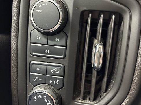 Used 2025 Chevrolet Silverado 2500 Custom w/ Custom Value Package image 10