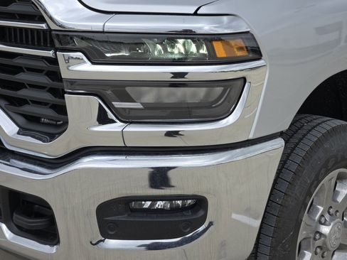 New 2026 RAM 2500 Lone Star AWD/4WD image 7
