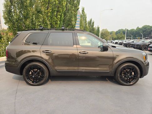 Certified 2024 Kia Telluride EX X-Line AWD/4WD image 2