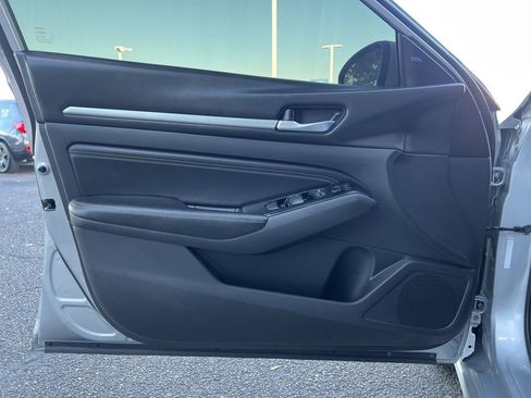 Used 2021 Nissan Altima 2.5 SV image 20