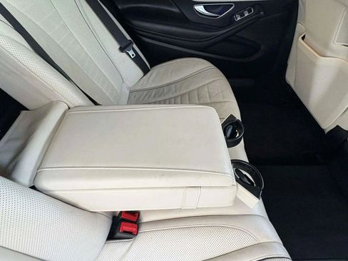 Used 2016 Mercedes-Benz S 550 Sedan image 19