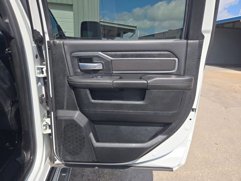 Used 2024 RAM 2500 Big Horn AWD/4WD image 23
