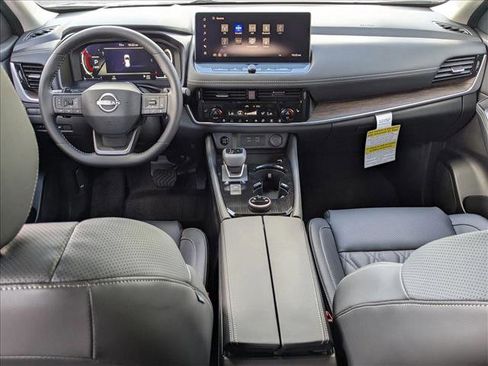 New 2026 Nissan Rogue Platinum image 13