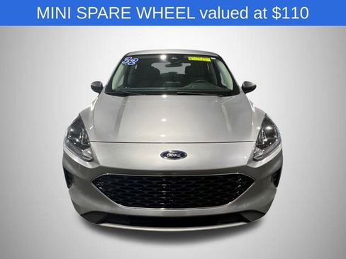 Used 2022 Ford Escape SE image 3