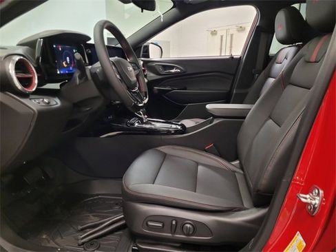 New 2026 Chevrolet Trax RS w/ Sunroof Package image 11
