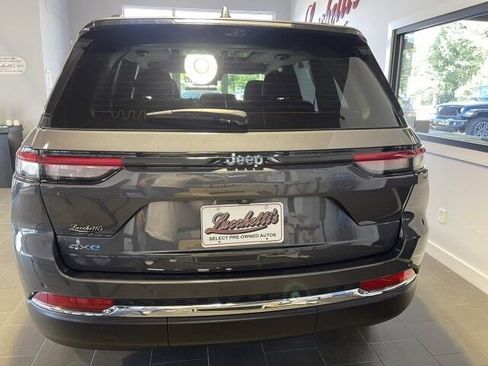 Used 2023 Jeep Grand Cherokee 4WD 4xe w/ Luxury Tech Group II image 6