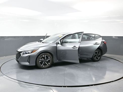 Used 2024 Nissan Sentra SV image 56