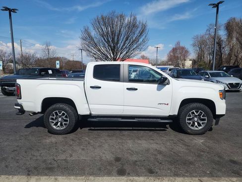 Certified 2022 GMC Canyon AT4 w/ Driver Alert Package image 9