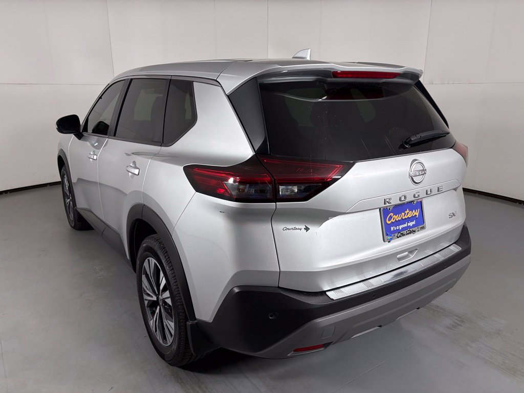 Used 2023 Nissan Rogue SV FWD image 6