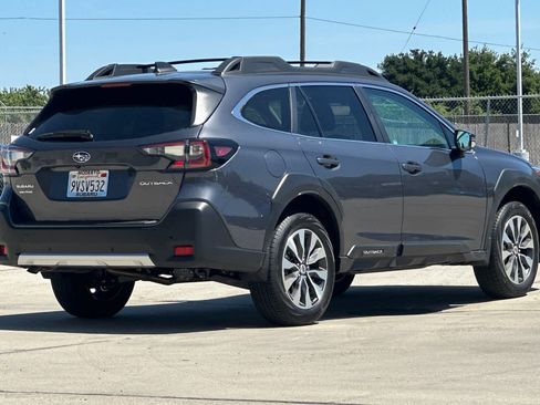 Used 2025 Subaru Outback Limited w/ Popular Package #2 image 3