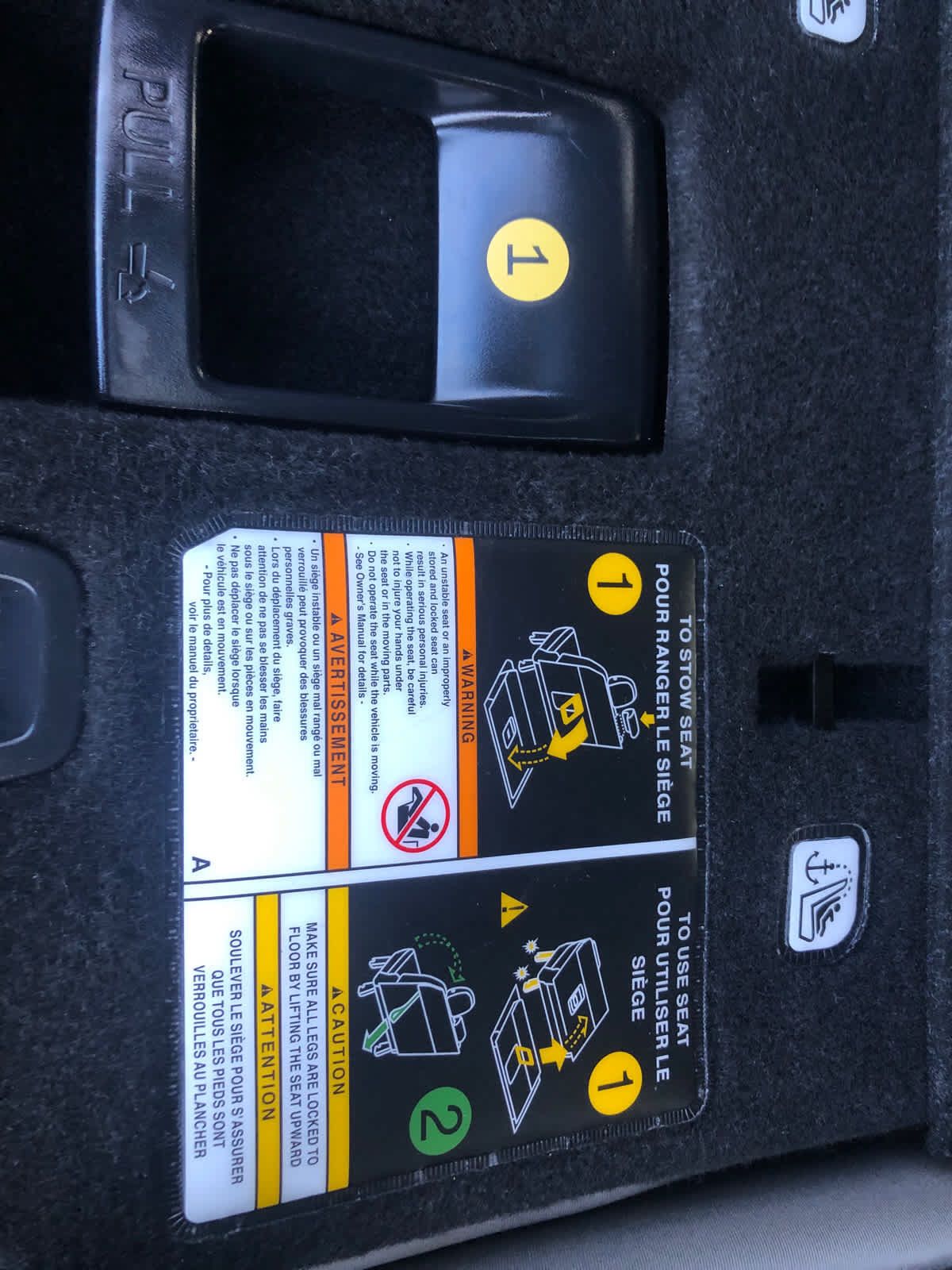Certified 2025 Toyota Sienna LE w/ LE Plus Package FWD image 32