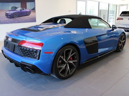 Used 2023 Audi R8 V10 performance w/ Premium Package RWD image 24