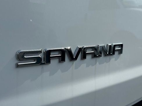 New 2025 GMC Savana 2500 w/ Enhanced Convenience Package image 22