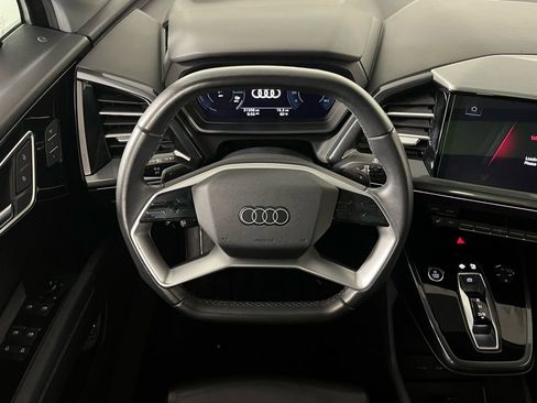 Used 2023 Audi Q4 e-tron Premium Plus w/ Premium Plus image 20