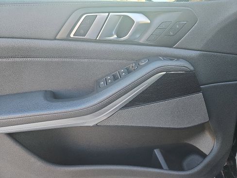 Used 2025 BMW X5 xDrive40i image 13