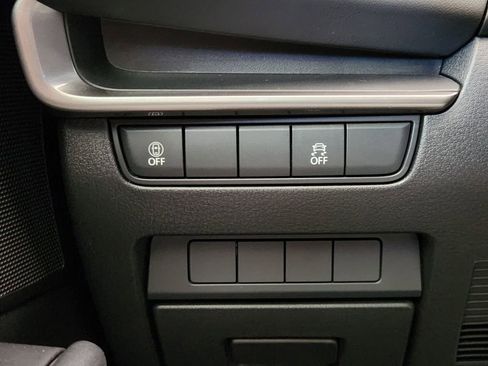 Used 2021 MAZDA MAZDA3 s FWD image 20