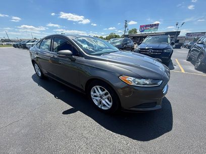 Used 2016 Ford Fusion SE