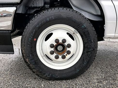 New 2025 Ford E-450 and Econoline 450 Super Duty w/ Power Equipment Group RWD image 10