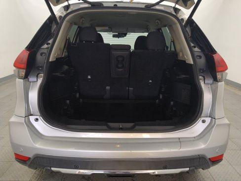 Used 2019 Nissan Rogue SV FWD image 29