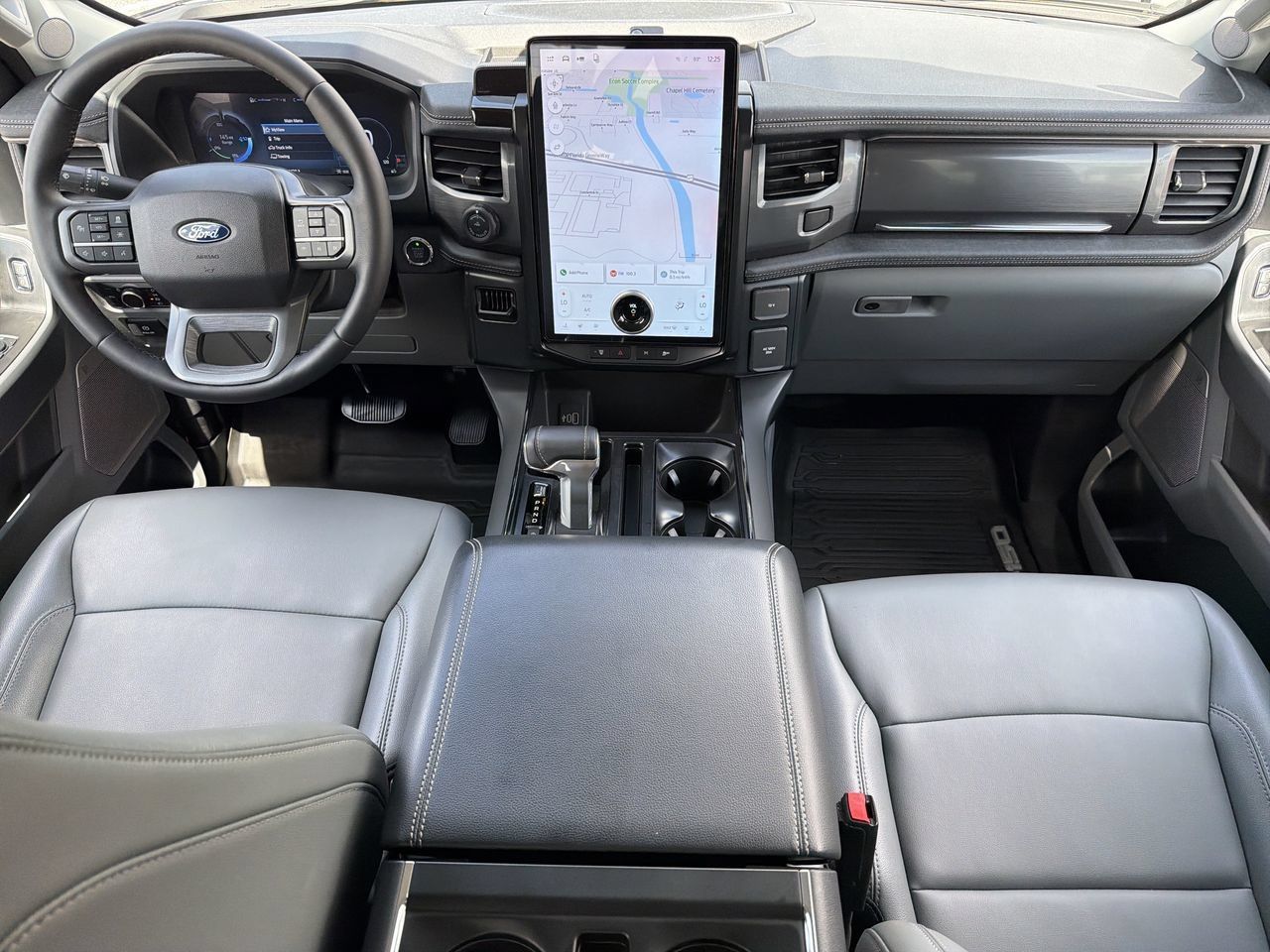 Used 2025 Ford F150 Lightning Flash AWD/4WD image 12