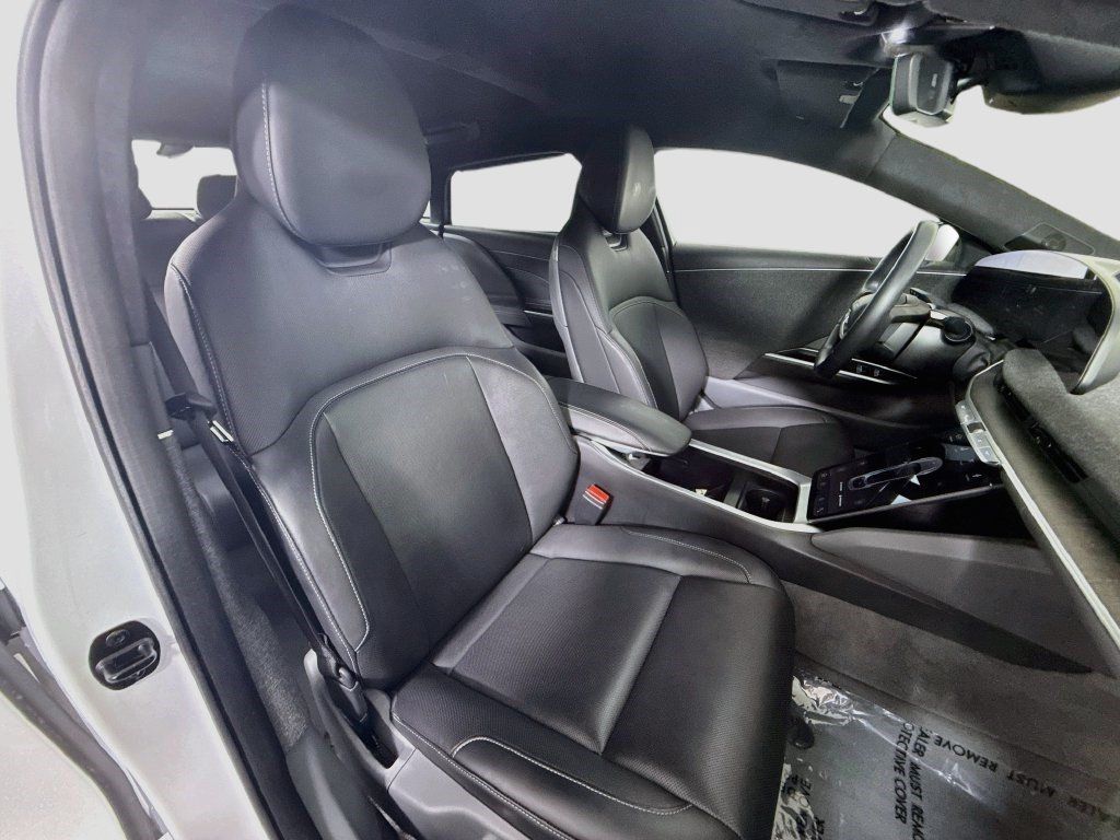 Used 2024 Lucid Air Touring AWD/4WD image 26