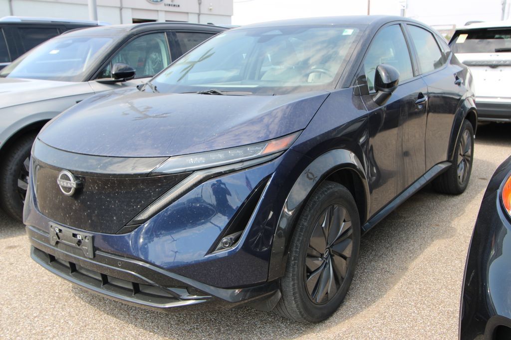 Used 2024 Nissan Ariya AWD image 4