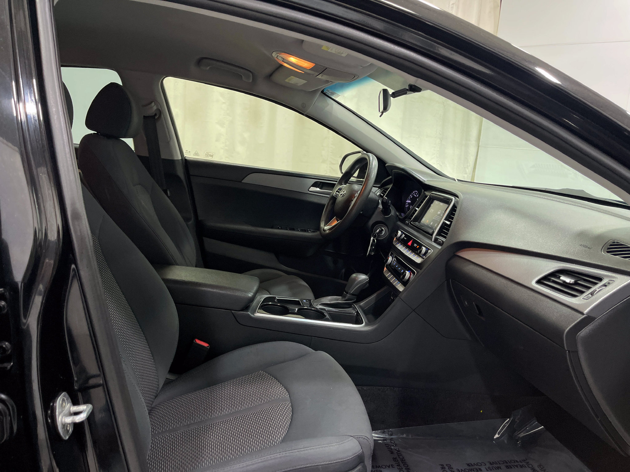 Used 2018 Hyundai Sonata SE FWD image 30