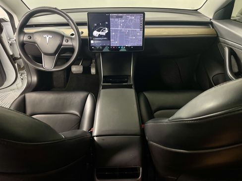 Used 2020 Tesla Model 3 image 24