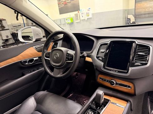 Used 2023 Volvo XC90 B6 Plus w/ Protection Package Premier AWD/4WD image 30