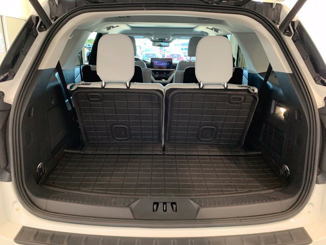 Used 2025 Ford Explorer Platinum w/ Ultimate Package AWD/4WD image 6
