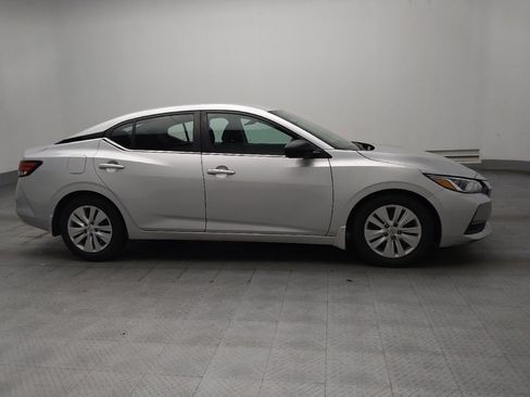 Used 2020 Nissan Sentra S FWD image 11