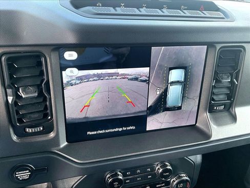 Used 2025 Ford Bronco Badlands AWD/4WD image 18